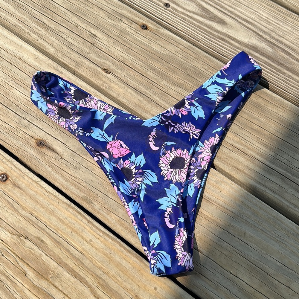 SHEIN bikini bottoms flowers